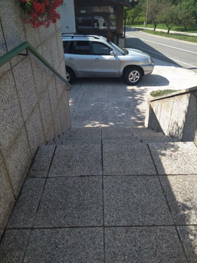 Gostisce Oddih Hotell Solkan Exteriör bild