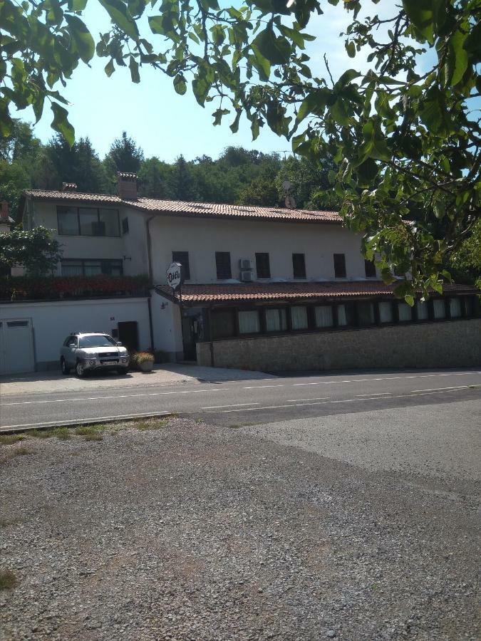 Gostisce Oddih Hotell Solkan Exteriör bild